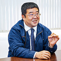 朝倉営業所所長代理　柴田 真吾