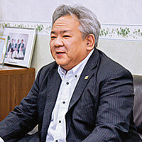 特販課 取締役営業部長 副島 健太